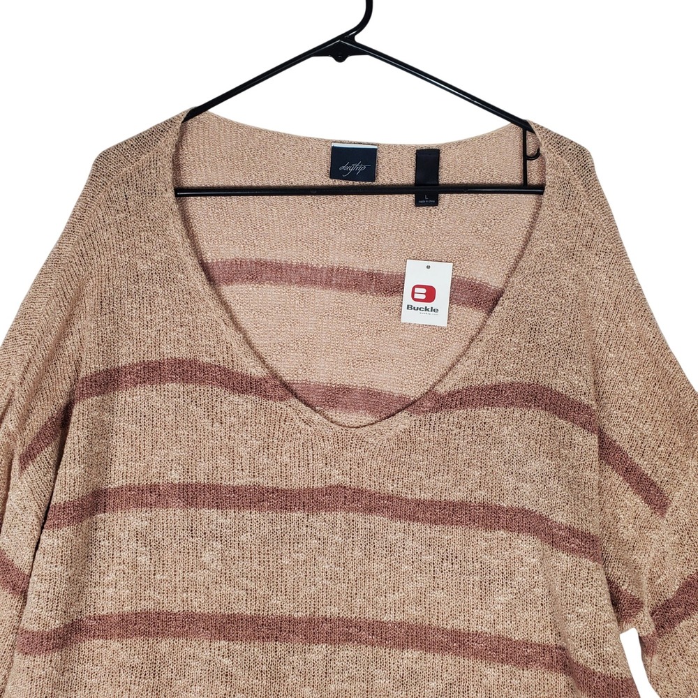 Daytrip Buckle Womens Large Striped Distressed Open Knit VNeck Sweater Tan Mauve